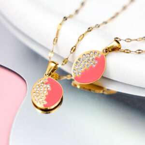 modern oval pink enamel & rhinestone pendant necklace